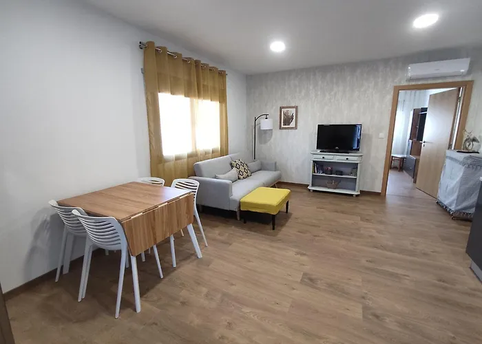 As Tilias Homely 46 *